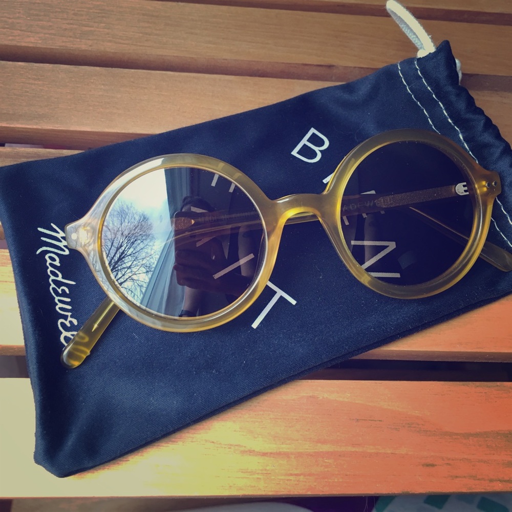 Yellow round sunglasses